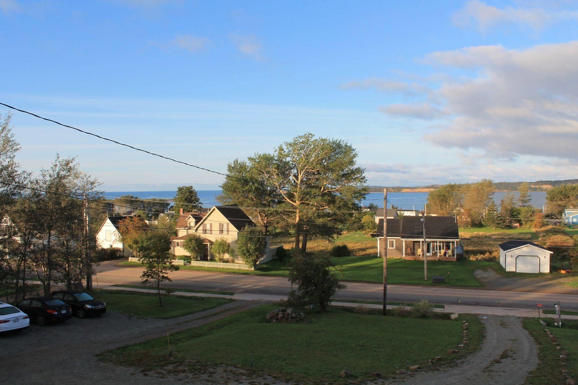 The Fiddle And The Sea Bed And Breakfast Port Hood Exterior photo