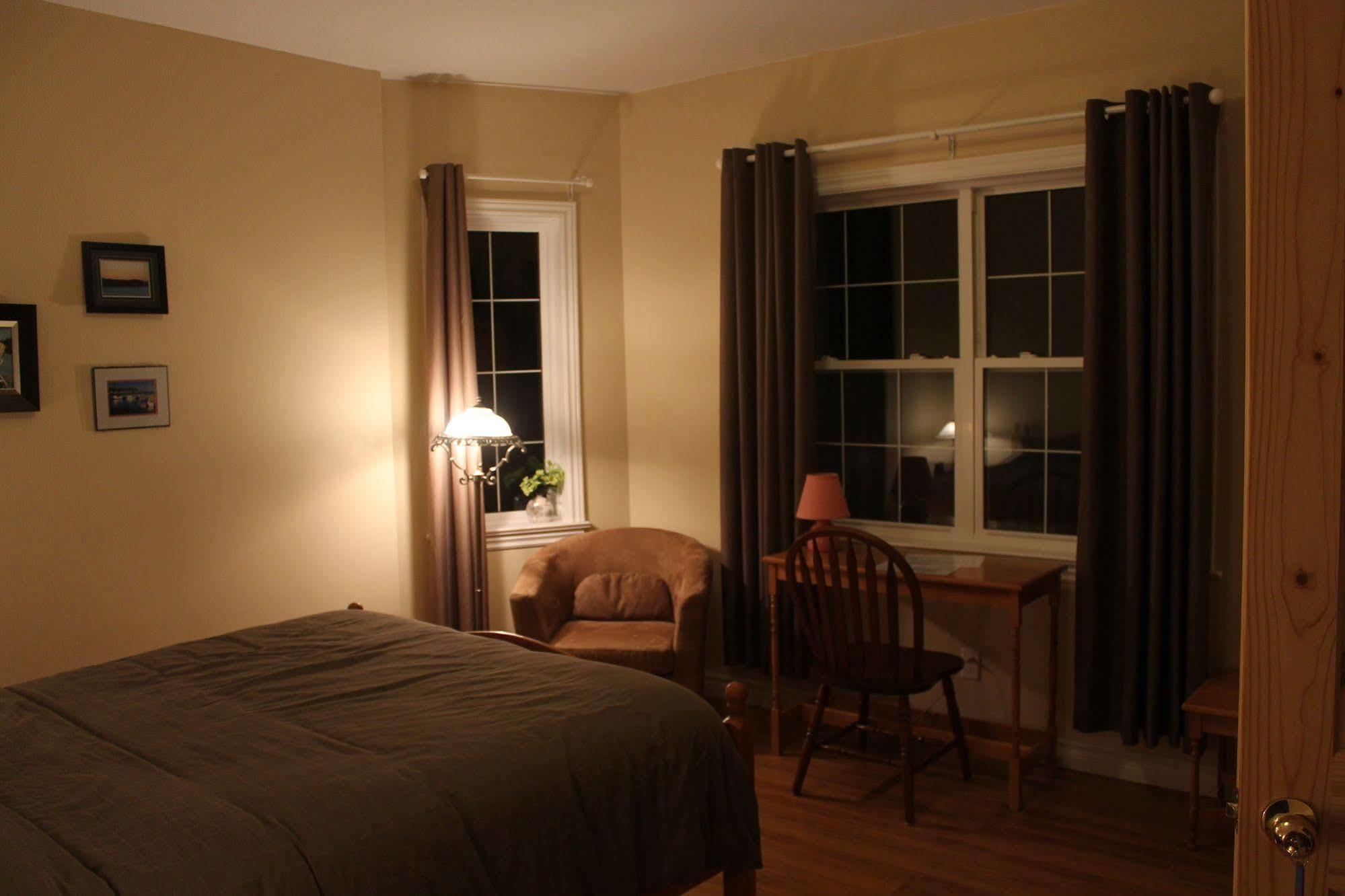 The Fiddle And The Sea Bed And Breakfast Port Hood Exterior photo
